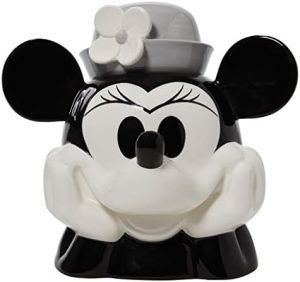 Bocaux à biscuits   | Disney Céramiques Minnie Mouse de Steamboat Willie, Pot à biscuits sculpté, 10,24 pouces, Multicolore Bocaux à biscuits Bocaux à biscuits