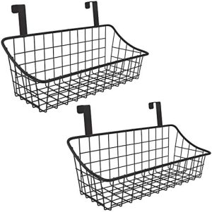 Panier de cuisine suspendu   | Panier avec crochet pour rangement en grille, à accrocher derrière une porte ou sur une rambarde, sur la porte du cabinet, petit, noir, pack de 2. Panier de cuisine suspendu Panier de cuisine suspendu