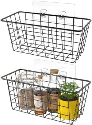 Panier de cuisine suspendu   | Paniers de cuisine suspendus, panier de rangement en fil métallique, organiseur de porte de placard, panier adhésif sans perçage pour l’organisation de placard, garde-manger et cuisine, salle de bain, rangement, lot de 2, noir. Panier de cuisine suspendu Panier de cuisine suspendu